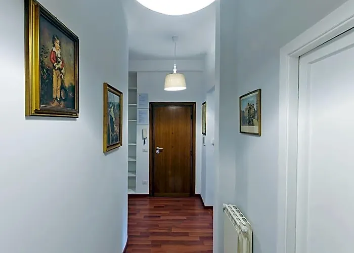 Отель типа "постель и завтрак" Liberty Trastevere 4*